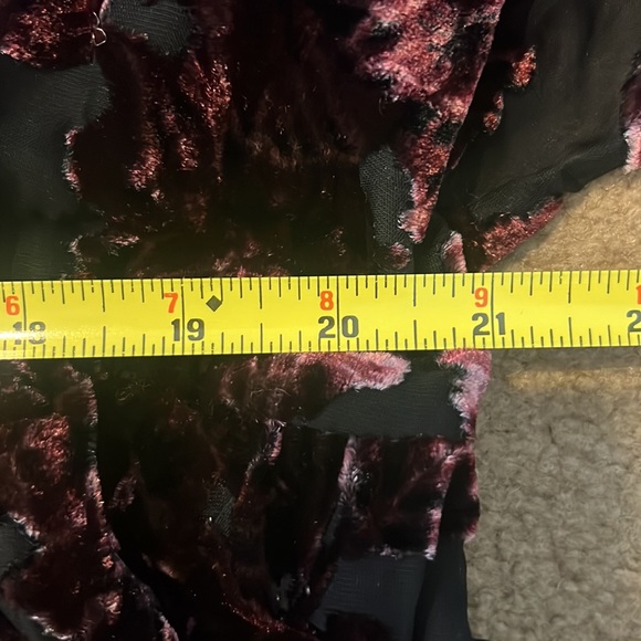 Burn out velvet top - Picture 8 of 11